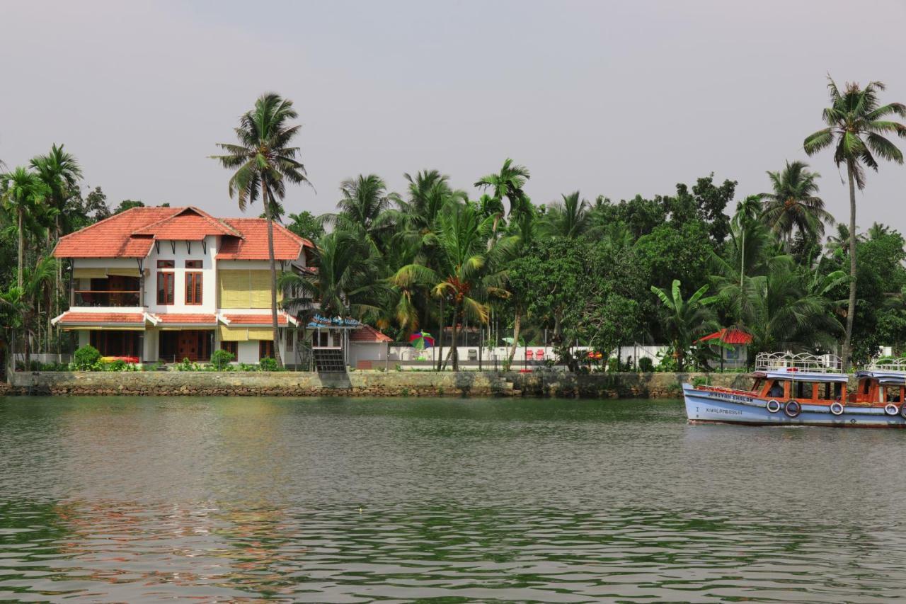 Water'S Edge Villas Alappuzha Экстерьер фото