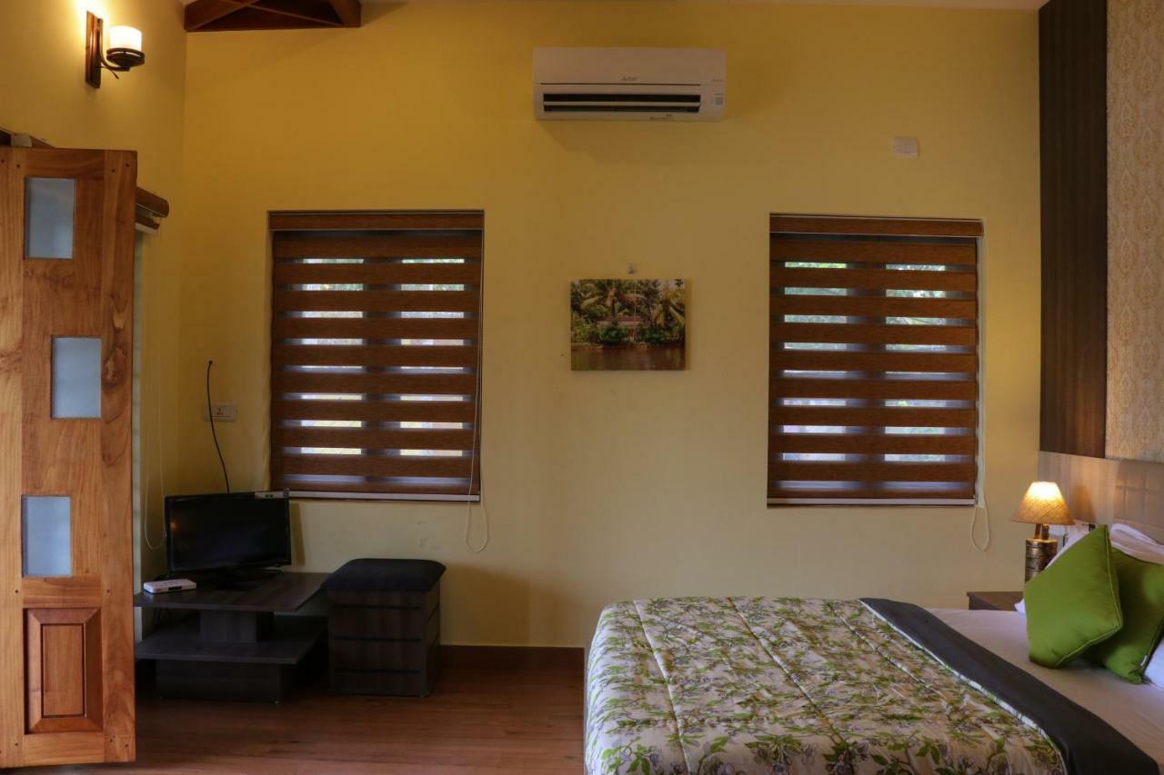Water'S Edge Villas Alappuzha Экстерьер фото