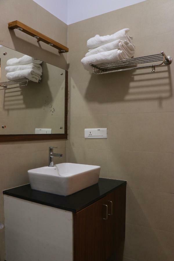 Water'S Edge Villas Alappuzha Экстерьер фото