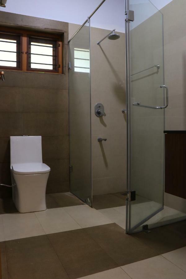 Water'S Edge Villas Alappuzha Экстерьер фото